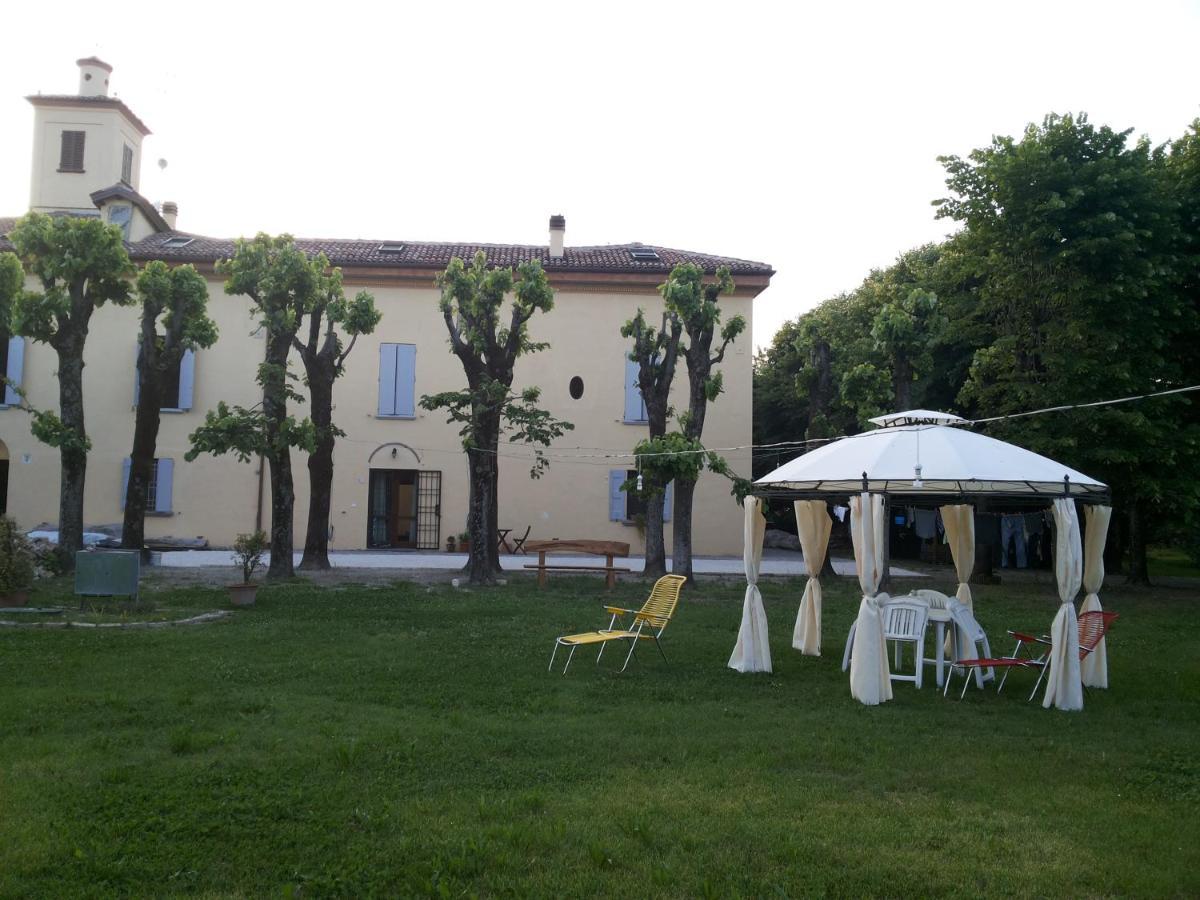 La Torre Di Longara Bed and Breakfast Calderara di Reno Εξωτερικό φωτογραφία