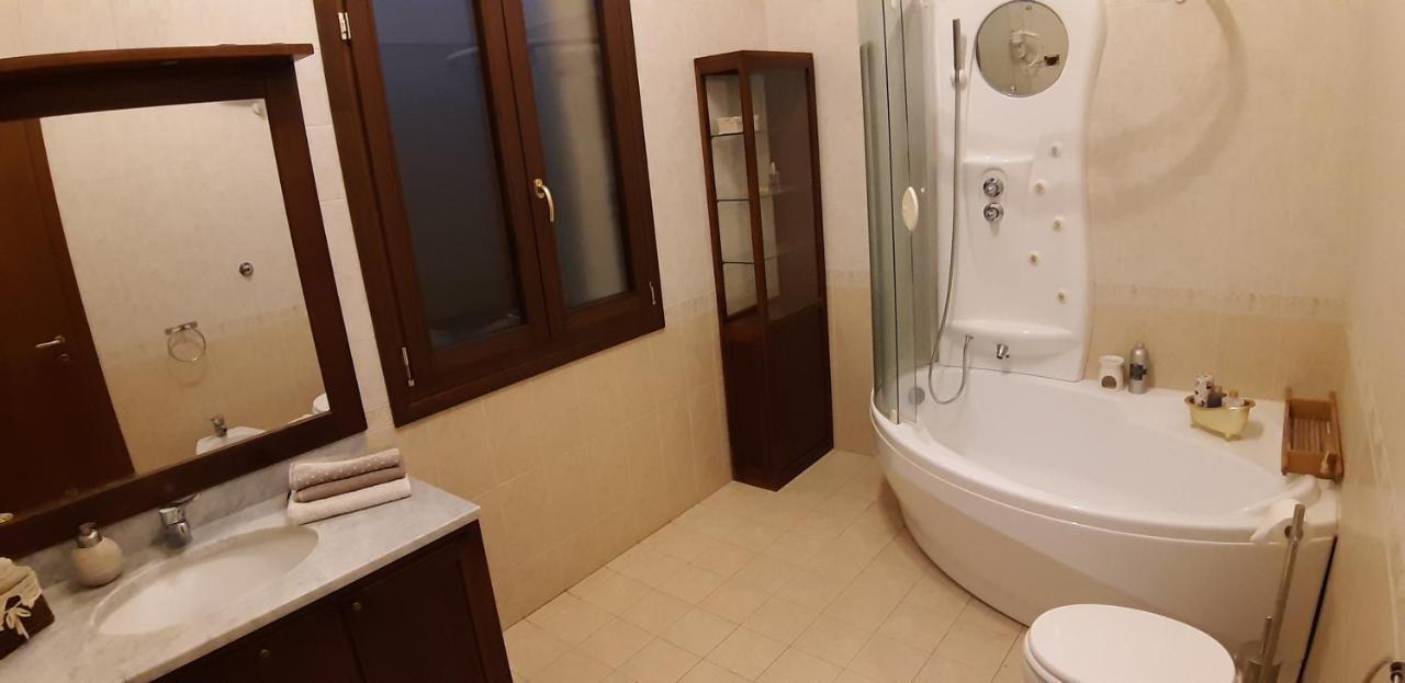La Torre Di Longara Bed and Breakfast Calderara di Reno Εξωτερικό φωτογραφία