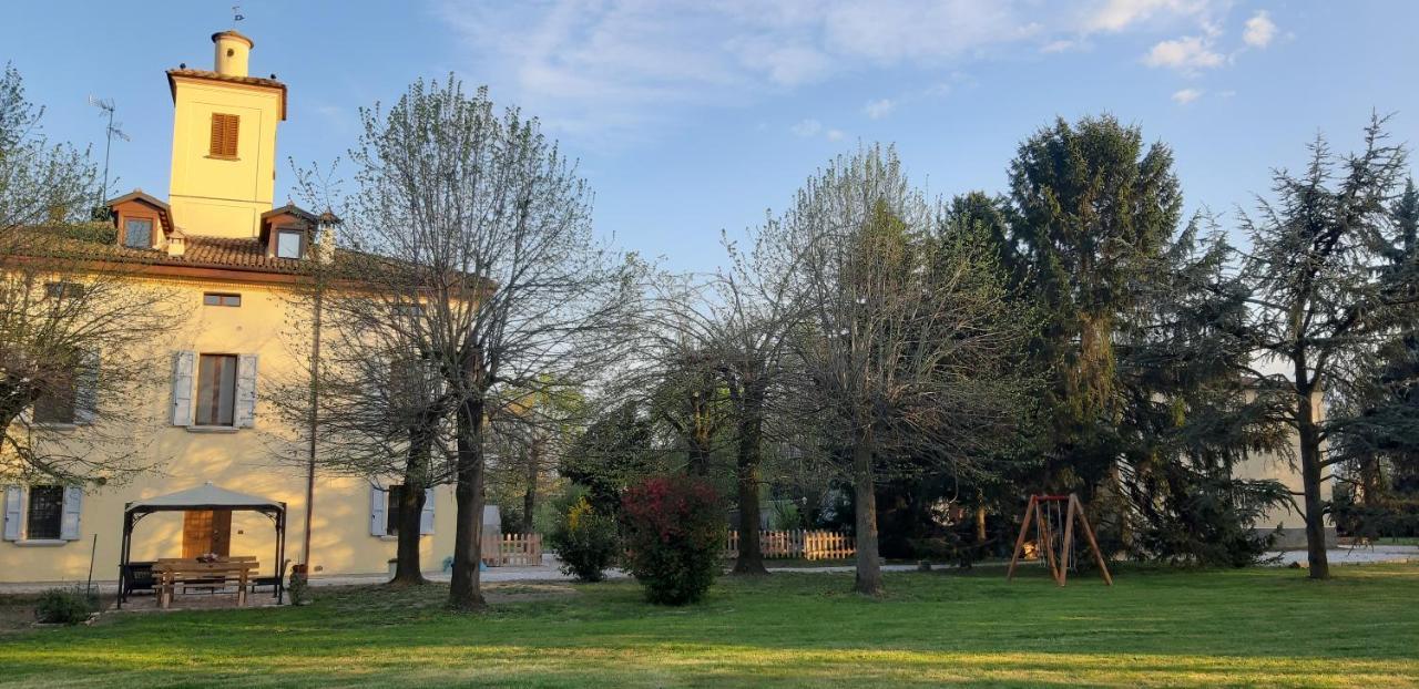 La Torre Di Longara Bed and Breakfast Calderara di Reno Εξωτερικό φωτογραφία