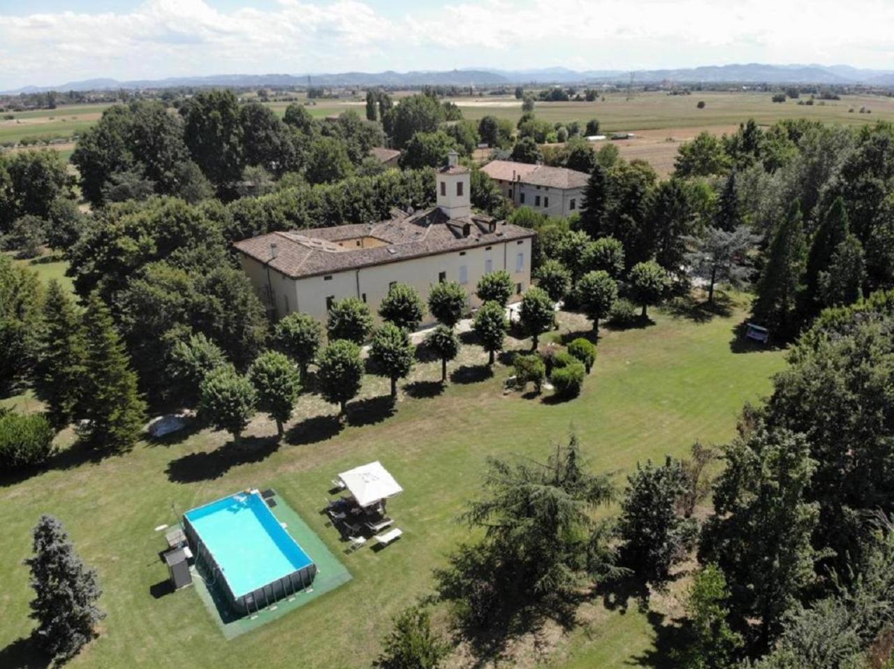 La Torre Di Longara Bed and Breakfast Calderara di Reno Εξωτερικό φωτογραφία